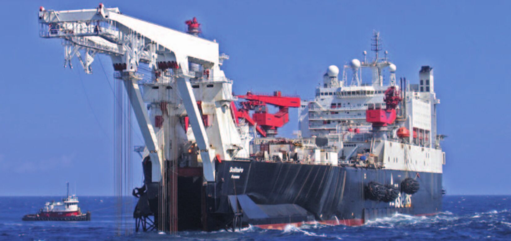 Pipe-lay vessel at sea, a DEVA® bearing reference application